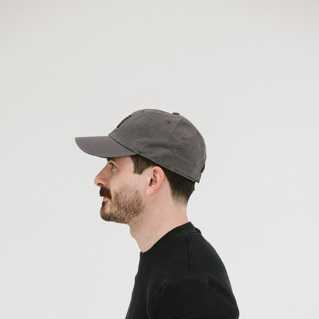 DERRY DAD CAP – CHARCOAL