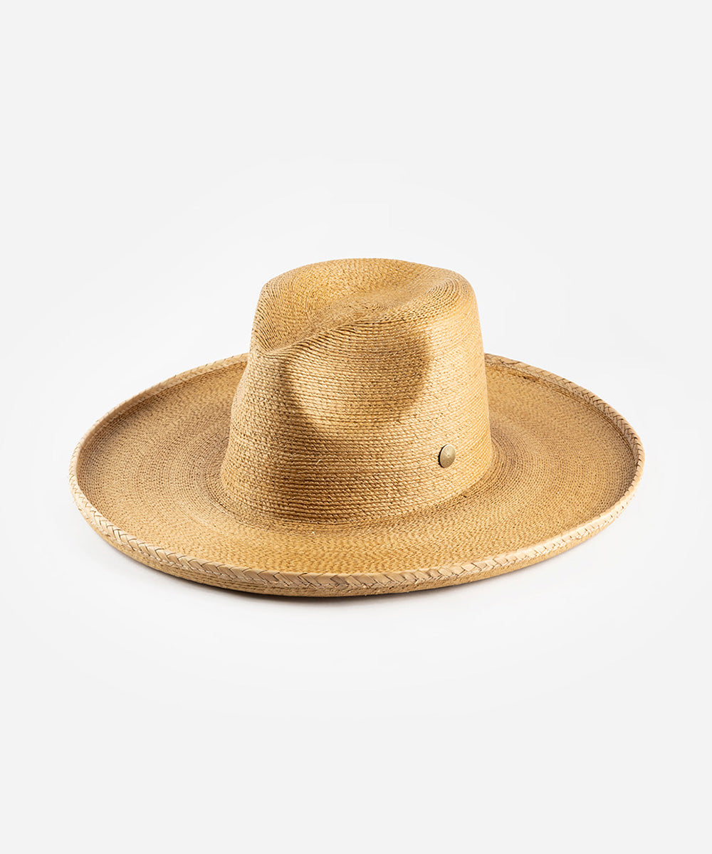 Brown straw hat on a white background #color_oak