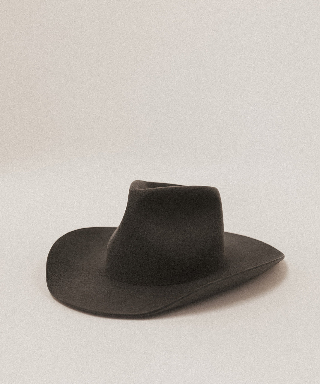 BLACK HILLS PINCH FRONT WESTERN HAT