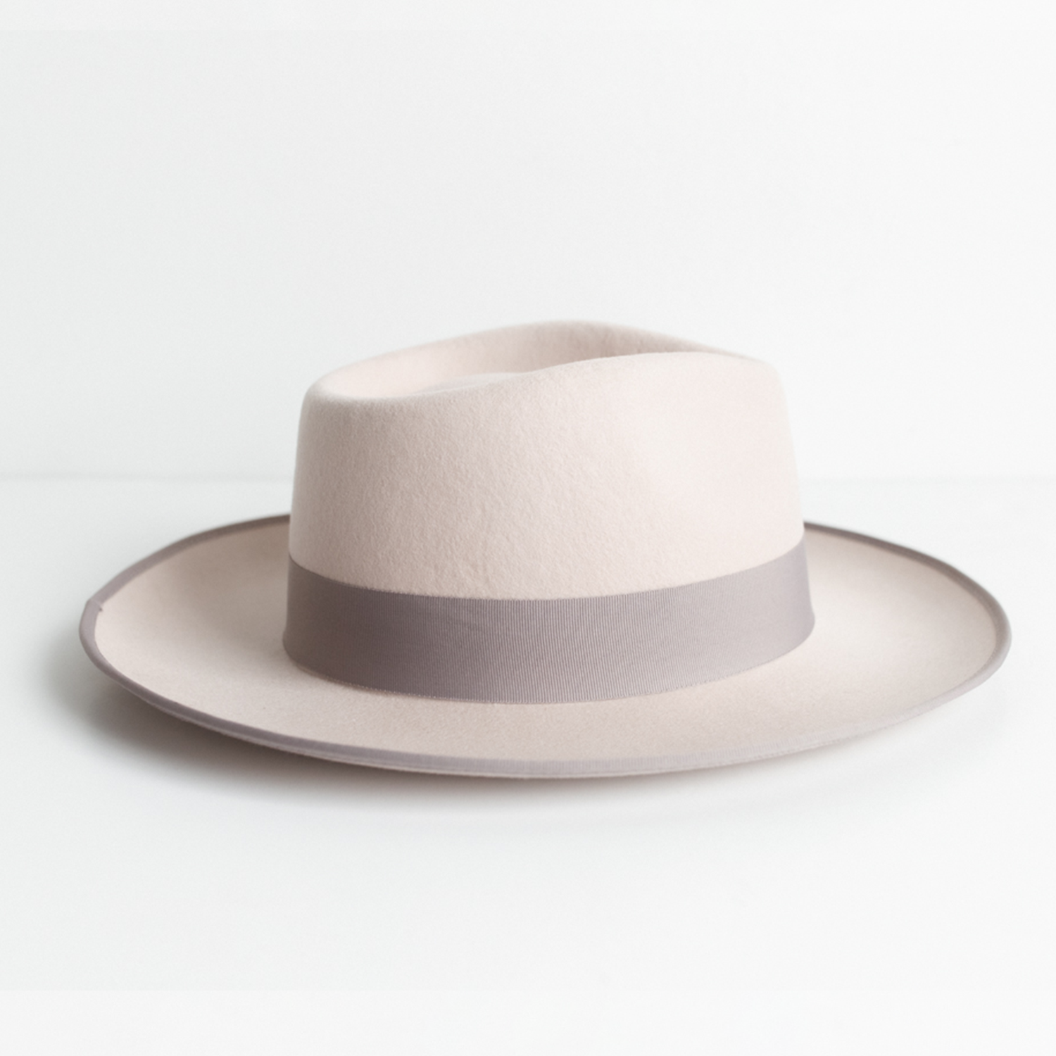 #color_ivory