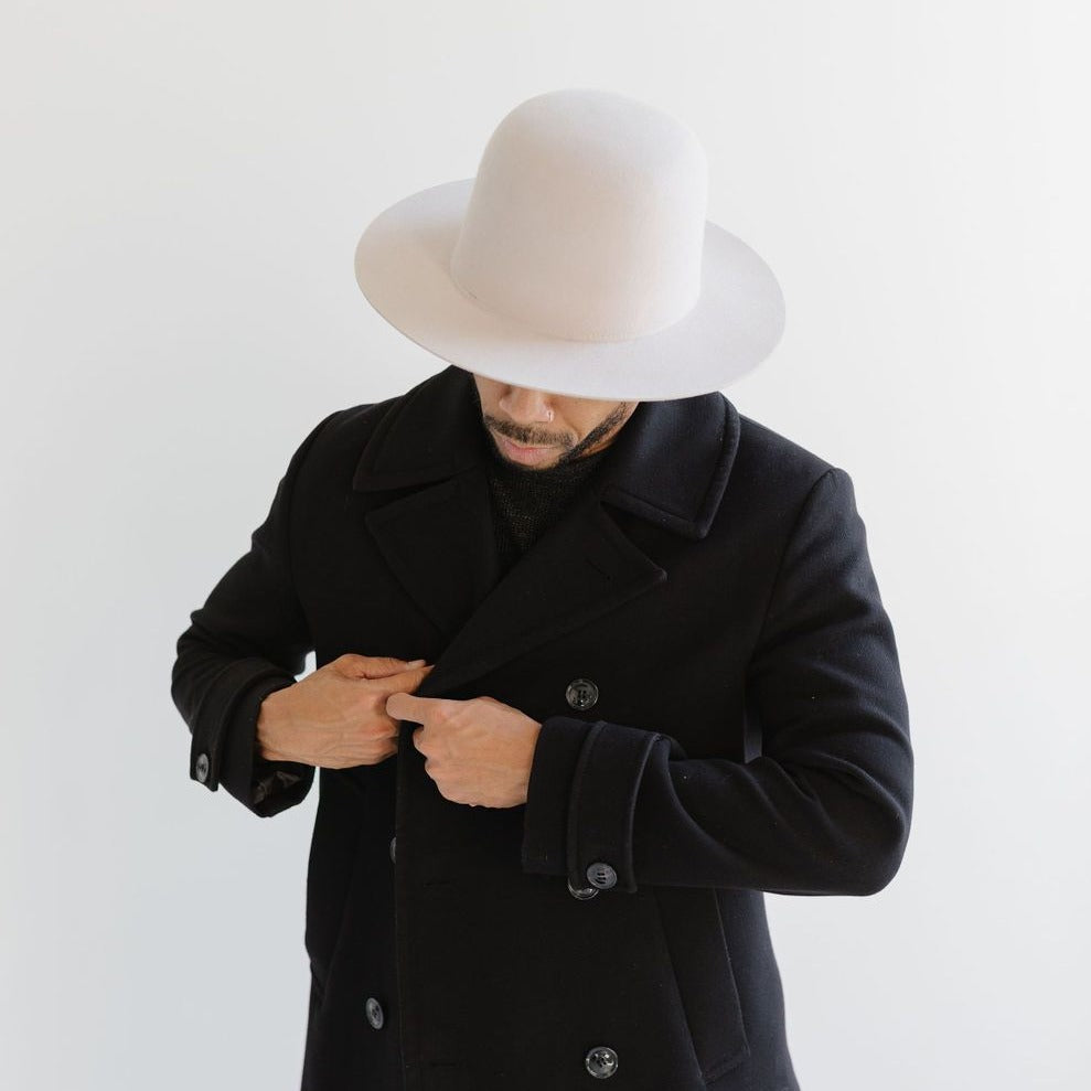 Salton hat online