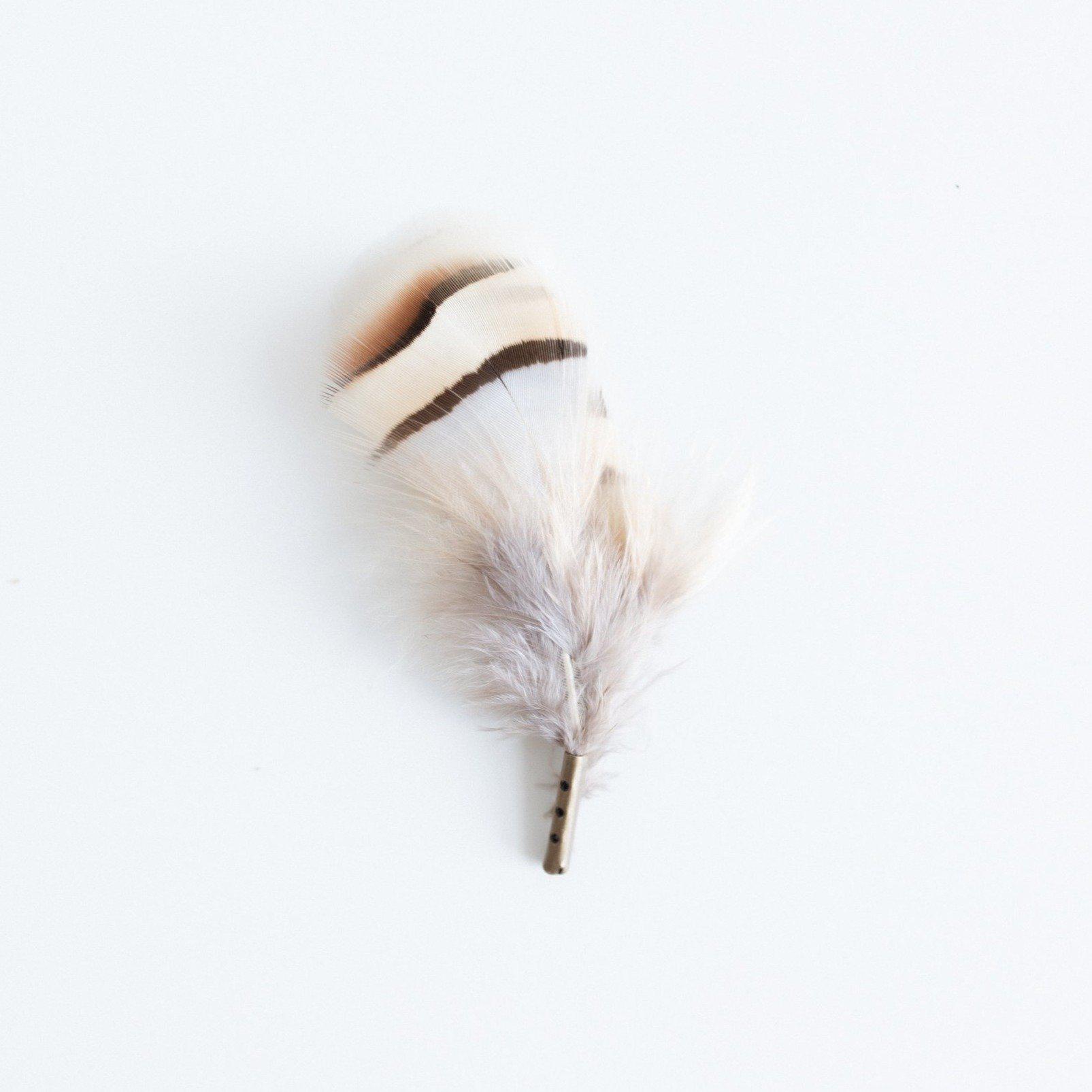 FEATHER – GREY AND CREAM
