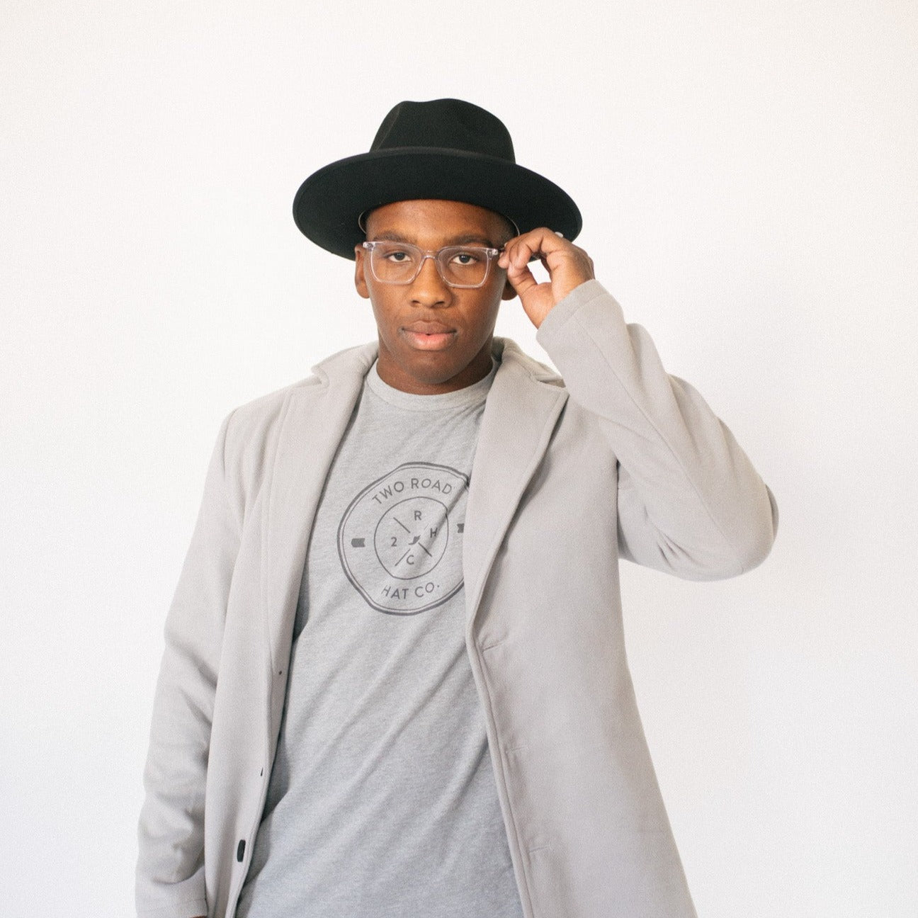 TWO ROADS CREST TEE – HEATHER GREY